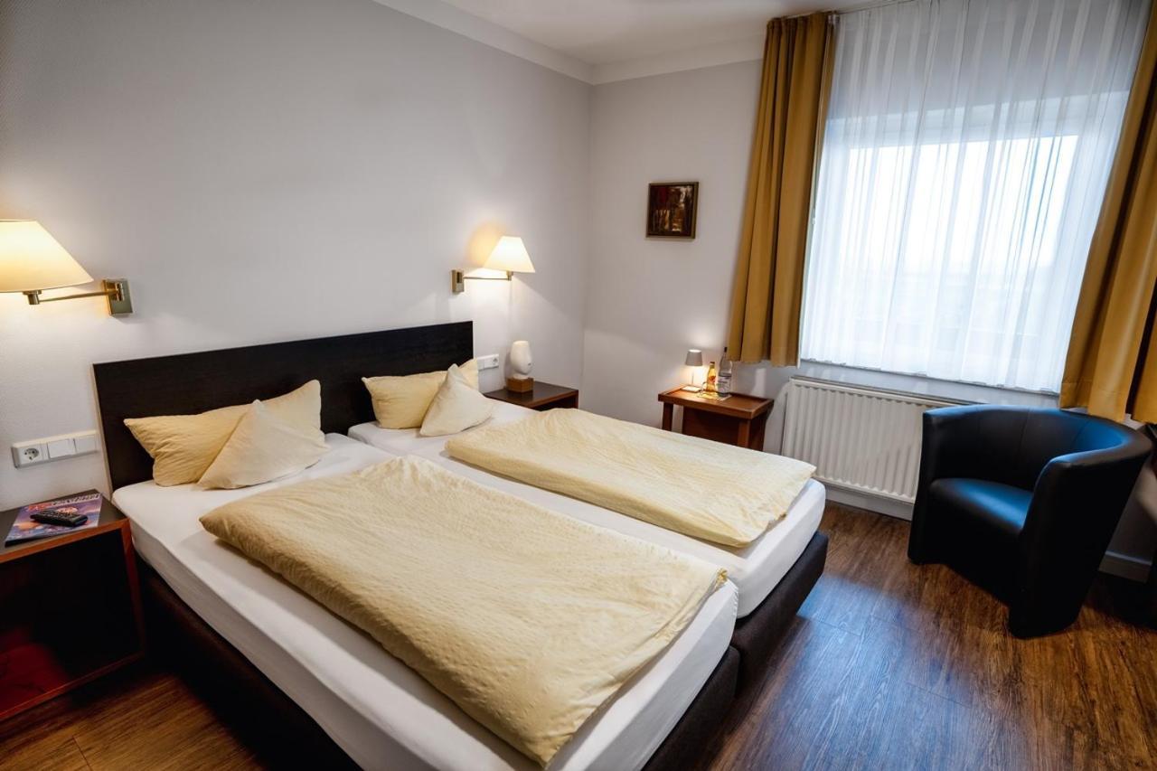 Garni Hotel & Ferienwohnungen Seeschloesschen Waldeck  Exterior foto