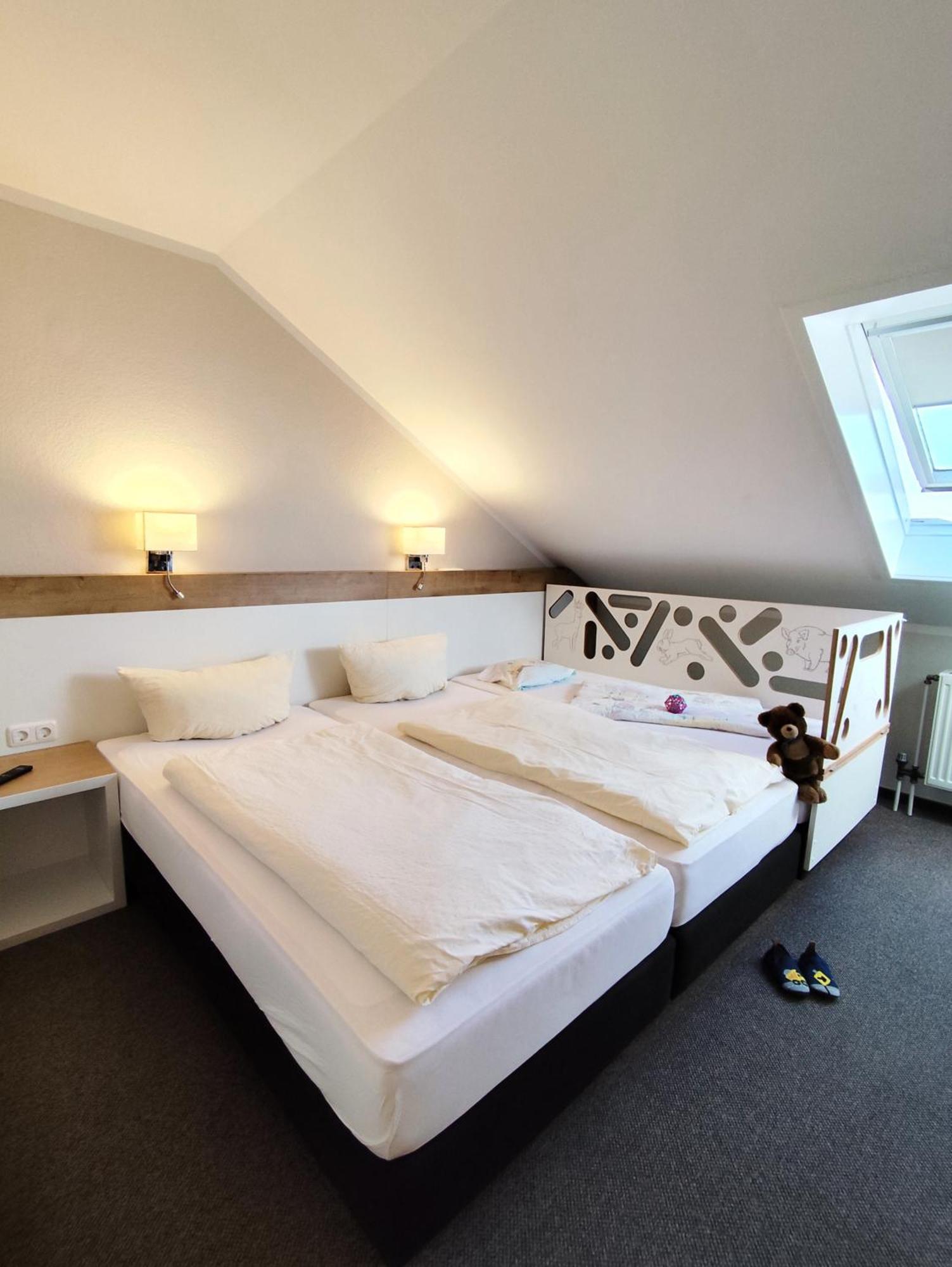 Garni Hotel & Ferienwohnungen Seeschloesschen Waldeck  Exterior foto